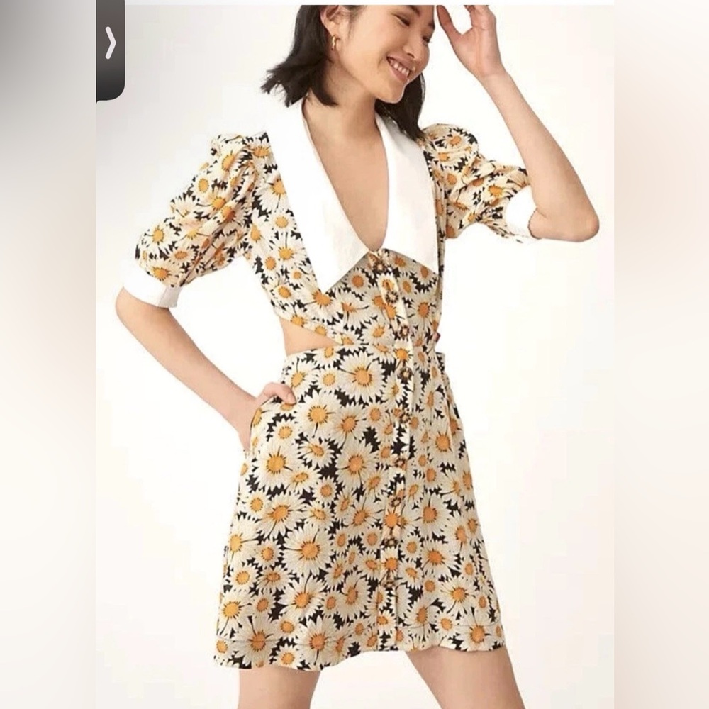 Anthropologie Maeve Floral Midi Dress with White Collar - Medium